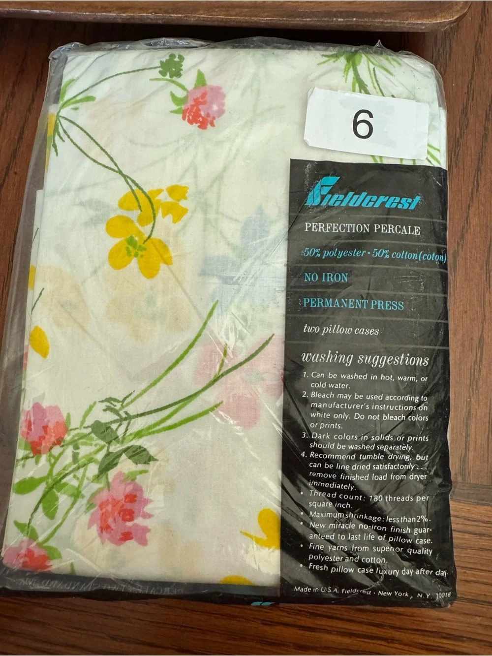 NOS Vintage Fieldcrest Perfection White Floral Standard Pillowcases USA Set Of 2
